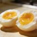 Pessoas que treinam pesado precisam comer o equivalente a 18 ovos por dia em proteína