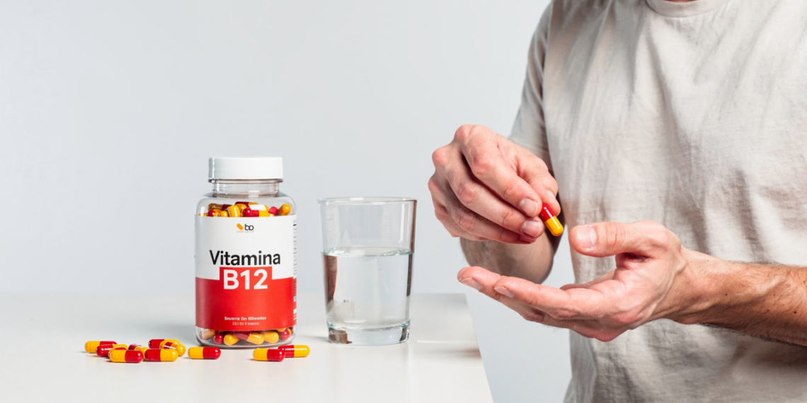 Suplementação de vitamina B12 cresce como solução para idosos, veganos e pessoas com problemas de memória segundo estudo