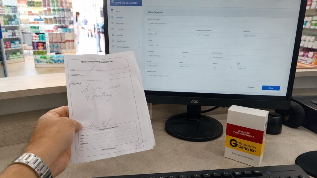 A validação digital ajuda a confirmar a prescrição antes da entrega do medicamento.