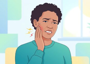 Estalo no maxilar com dor ou travamento pode indicar alteração na articulação temporomandibular.