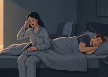 Ronco alto e várias idas ao banheiro à noite podem ter relação com apneia do sono.