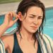 Dor ao puxar a orelha depois da piscina pode estar relacionada à inflamação do canal auditivo.