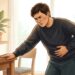 Dor forte no lado esquerdo da barriga acompanhada de febre pode precisar de avaliação médica.