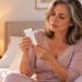 A secura vaginal após a menopausa pode causar irritação, mas hidratantes específicos e cuidados delicados ajudam a aliviar o desconforto.