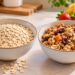 Aveia e granola podem fazer parte de uma alimentação equilibrada, mas apresentam diferenças na quantidade de fibras e açúcares adicionados.