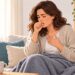A tosse pode continuar por algumas semanas após a gripe devido à irritação persistente das vias respiratórias.
