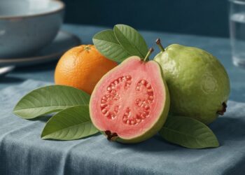 A fruta com mais vitamina C que a laranja que contribui para a imunidade, ajuda a absorver o ferro e fornece fibras